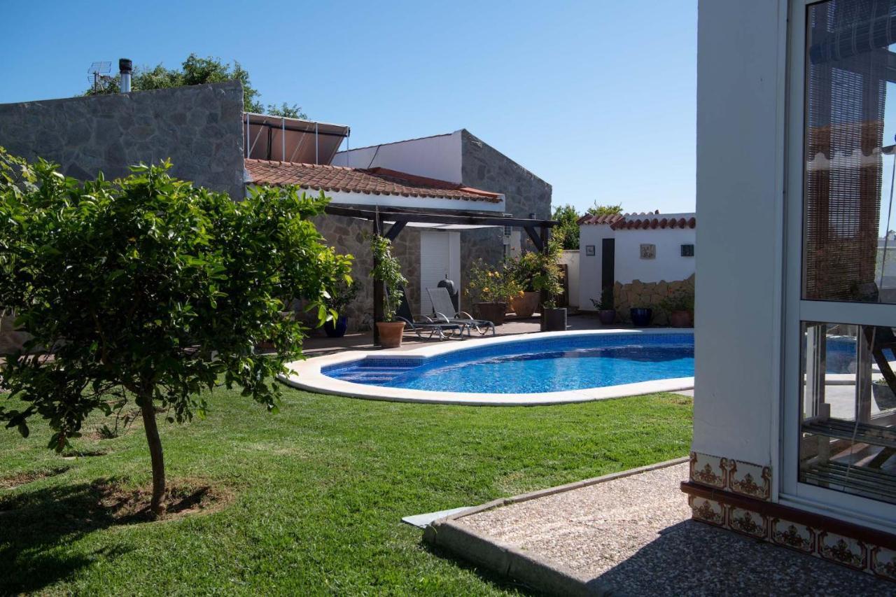 Los Anos Locos Conil De La Frontera Exteriör bild
