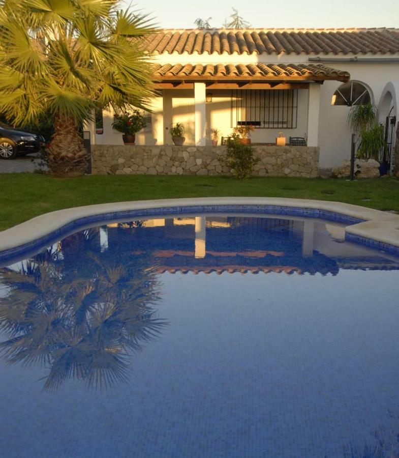 Los Anos Locos Conil De La Frontera Exteriör bild